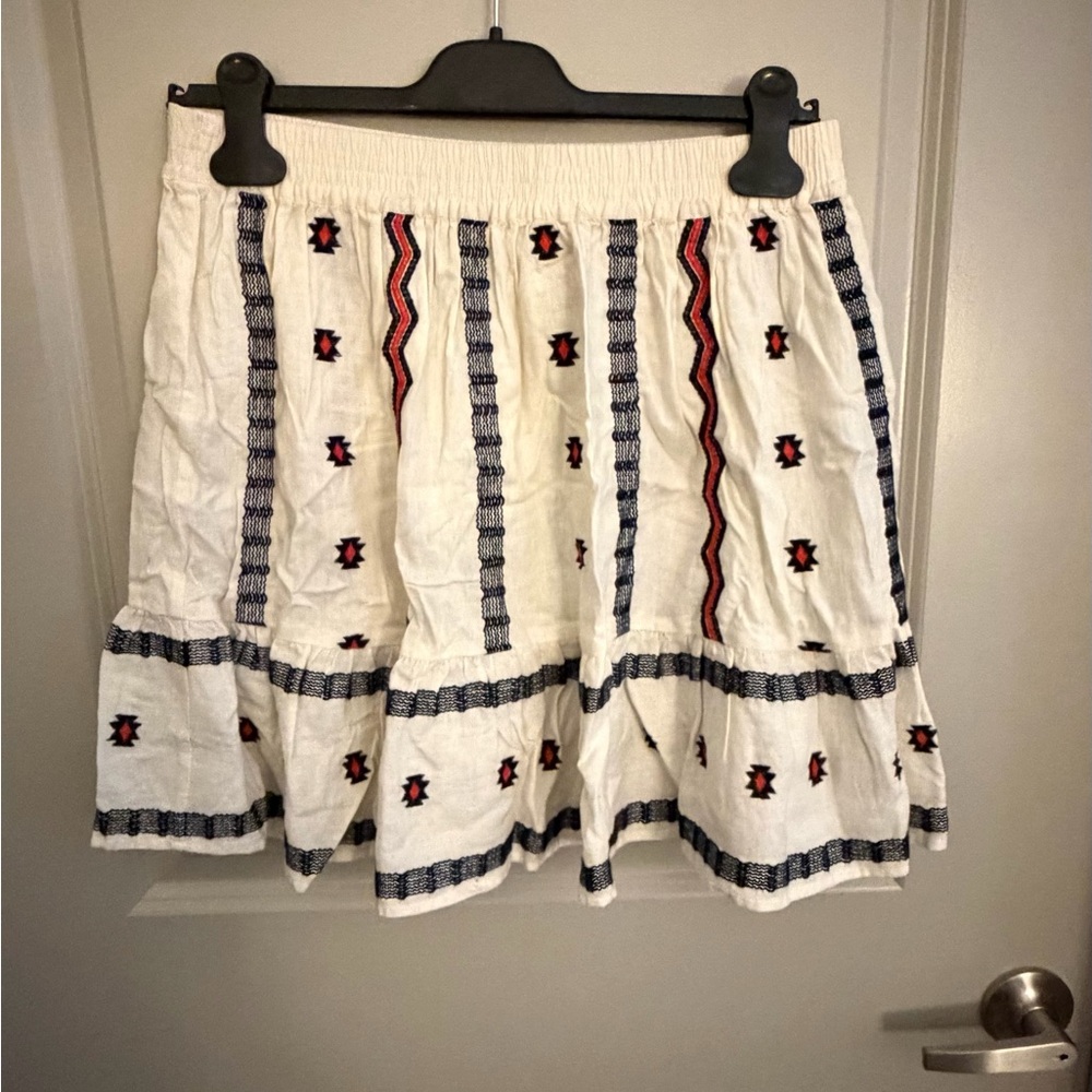 LOFT Embroidered Skirt | Size Medium
